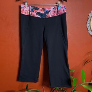 Lululemon floral band cropped leggings size 10